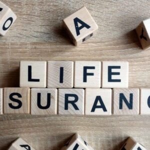 Comparison of life insurance paying on death and income protection replacing income